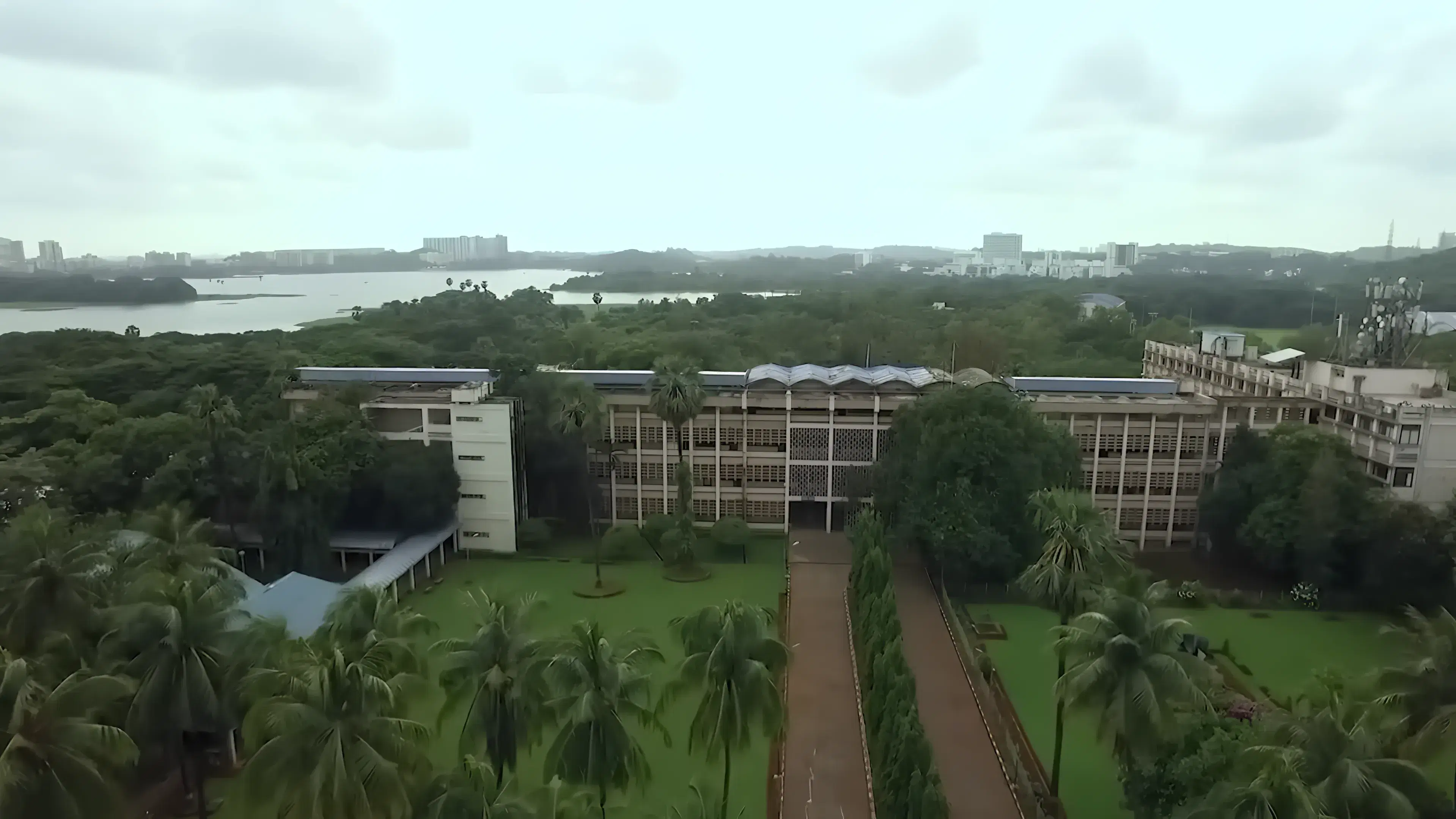 IIT Bombay Campus photo 21
